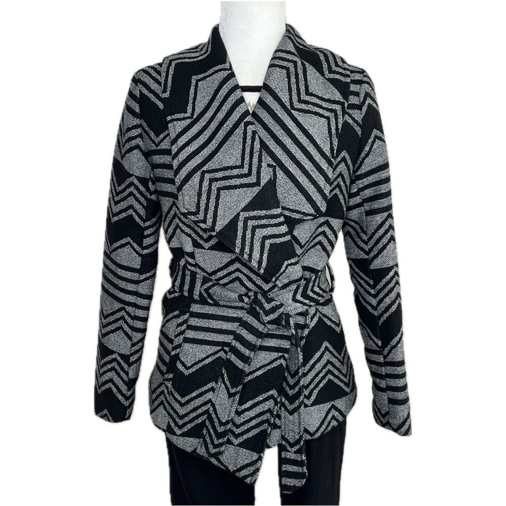 Wool Blend Coat Belted Wrap Geometric Zigzag Charlotte Russe Black Gray Small S - Picture 3 of 15